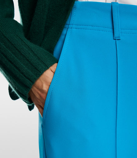 Mc - Viona Business Hose